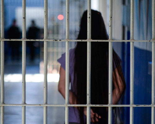 Polícia desarticula grupo que usava mulheres para tráfico de drogas em MT